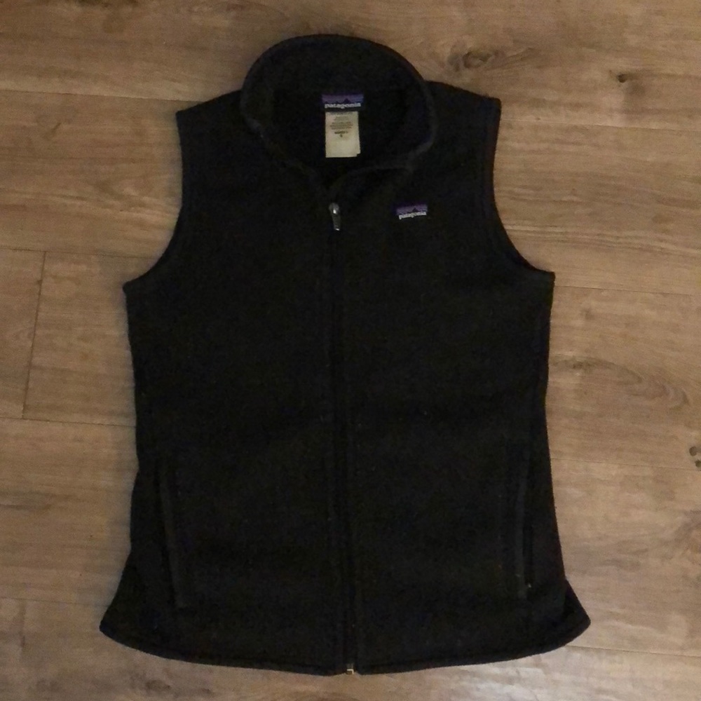 FLEECE VEST